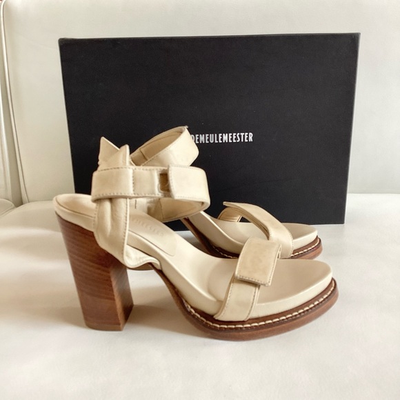 Ann Demeulemeester Shoes - Ann Demeulemeester Cream Leather  Women's Sandals SZ 6.5